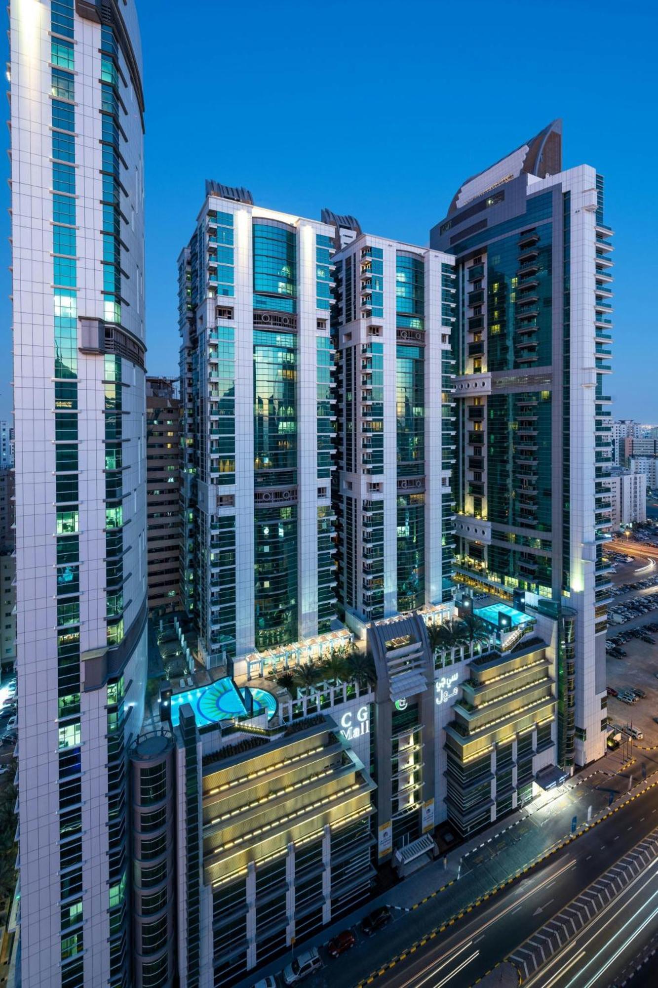 Four Points By Sheraton Šardžá Exteriér fotografie
